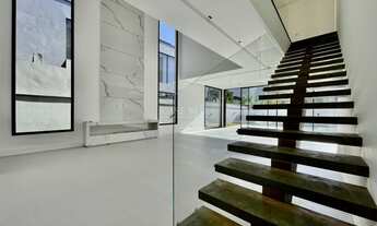 Imagem 4: Linda casa nova pronta para morar em rua tranquila e sem saída no Residencial Burle Marx