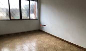 Imagem 6: Casa com excelente localização no bairro