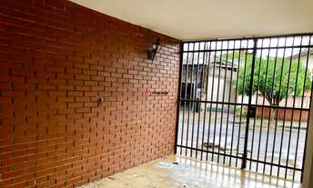 Imagem 3: Casa com excelente localização no bairro