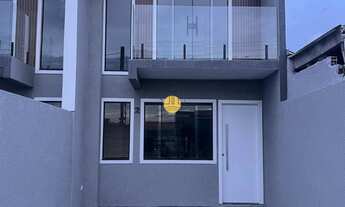 Imagem: Sobrado Novo em Campo de Santana, Curitiba