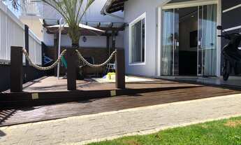 Imagem 2: Casa com piscina