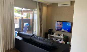 Imagem 4: Casa com piscina