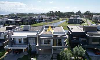 Imagem: SOBRADO NO CONDOMÍNIO CAPÃO ILHAS RESORT