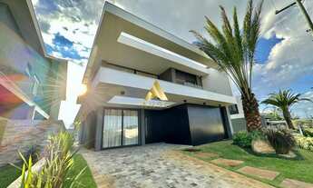 Imagem: SOBRADO FINAMENTE DECORADO NO CONDOMÍNIO