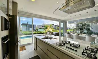 Imagem 4: LINDO SOBRADO NA BEIRA DO LAGO, PRONTO PARA MORAR NO CONDOMÍNIO CAPÃO ILHAS RESORT