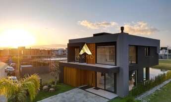 Imagem 2: Casa em Condomínio com 5 Dormitorio(s) localizado(a) no bairro centro em Xangri-Lá / RIO