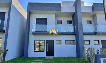 Imagem: LINDO SOBRADO JUNTO AO MAR / CAPÃO DA CANOA