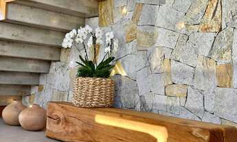 Imagem 3: Conheça a Casa Areia. Mansão no condomínio Enseada Lagos