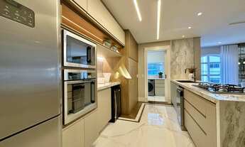 Imagem 6: LINDO APARTAMENTO À VENDA EM EDIFÍCIO COM DESIGN NEOCLÁSSICO!!!