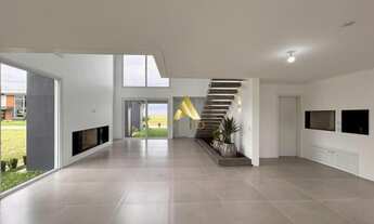 Imagem 4: SOBRADO NOVO À VENDA COM FRENTE E VISTA PARA O MAR