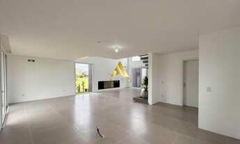 Imagem 7: SOBRADO NOVO À VENDA COM FRENTE E VISTA PARA O MAR