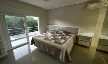 Imagem 5: Mansão Aconchegante e com Muita Privacidade no Bosques de Atlântida