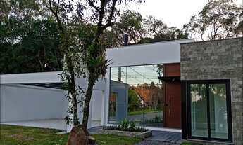Imagem 2: Linda Casa com Arquitetura Moderna Junto ao Lago Negro em Gramado 48 x Para Pagar!
