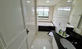 Imagem 2: Em Gramado Rs. Linda Vista Para o Vale. Apartamento Decorado com Ótimo Preço