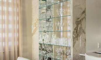 Imagem 2: Apartamento de Luxo Decorado com Piscina Suspensa com uma Incrivel Vista Para o Mar