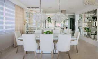 Imagem 5: Apartamento de Luxo Decorado com Piscina Suspensa com uma Incrivel Vista Para o Mar