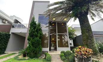 Imagem: Compre Linda Casa no Condado de Capão com