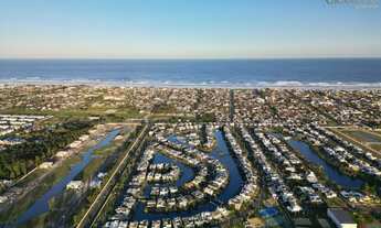 Imagem: Lindo Sobrado Decorado de Esquina no Cond