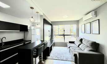 Imagem 2: Oportunidade!! Apartamento de 2 dormitórios com box pertinho do mar