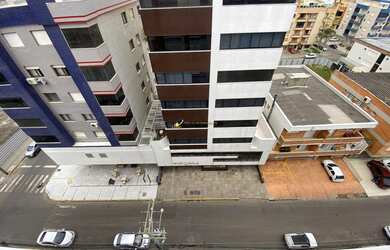 Imagem 2: Amplo apartamento 3 dormitorios com 1 suite no centro de capao da canoa