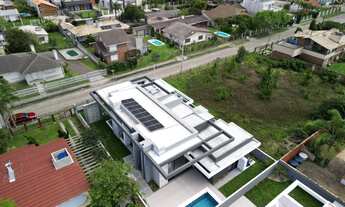 Imagem 2: Casa com Piscina 4 Dormitórios Mobiliada partio fechado em Atlântida