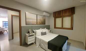 Imagem 7: Apartamento de 2 Dormitórios 2box de garagem sacada de frente Com churrasqueira