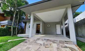 Imagem 2: Casa em Gramado em loteamento de alta valorização a poucos minutos do Centro de Gramado e