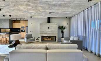 Imagem 4: Belissima casa decorada e com piscina, 4 suítes - Próximo ao mar em região nobre de Xangri