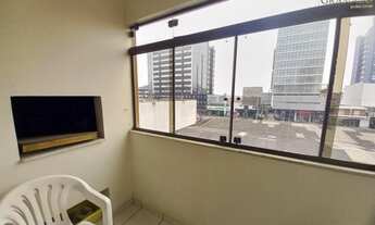 Imagem 4: Amplo apartamento de 1 dormitório - Centro de Capão da Canoa - sacada com churrasqueira