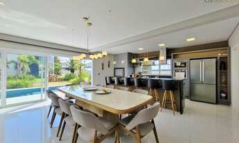 Imagem 4: Charmosa casa com piscina aquecida e vista para o lago em condomínio fechado de luxo - Xa