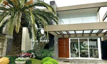 Imagem: Sobrado de 4 suítes mobiliado e decorado