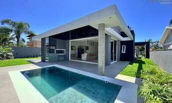 Imagem 4: LINDA MANSÃO À VENDA COM PISCINA E PÁTIO AMPLO - ATLÂNTIDA XANGRI-LÁ