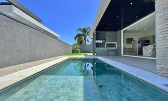 Imagem: LINDA MANSÃO À VENDA COM PISCINA E PÁTIO