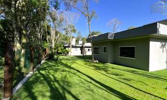 Imagem 2: Linda Casa Nova e com 3 amplas suítes em Gramado RS