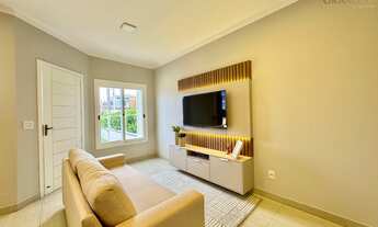 Imagem: Casa com ótimo pátio frontal e nos fundos