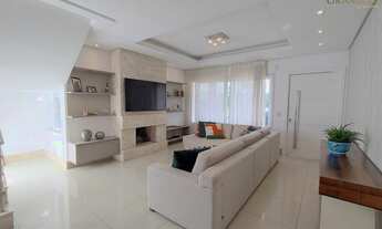 Imagem 6: Sobrado em condomínio fechado com infraestrutura completa! Aceita apartamento de 3 dormitó