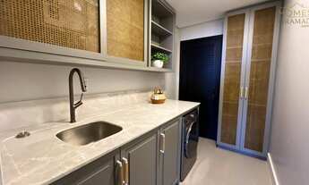 Imagem: Mansão Suspensa com Vista Para o Mar Mobiliada