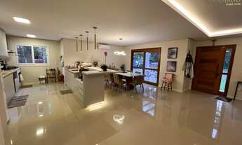 Imagem: Confortável Casa à venda em Gramado, completa