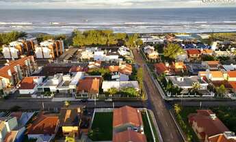 Imagem 4: Casa com piscina, pertinho do mar, 02 Lotes , pronta para uso