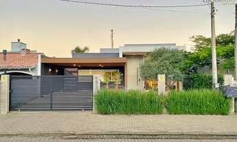 Imagem: CASA COM PISCINA - 3 SUITÉS - DECORADA