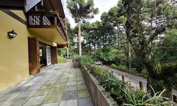 Imagem 5: Gramado - Lago Negro - Casa à venda - Mobiliada e com vista para o Lago. Venha morar nesse