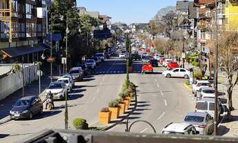 Imagem 3: Apartamento com Varanda na Borges de Medeiros GRAMADO - Preço baixo e ótimo para investir