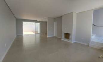 Imagem 6: Sobrado com closet e lareira em Canoas - Oportunidade única!