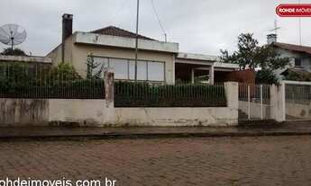 Imagem: Casa com 3 Dormitorio(s) localizado(a) no