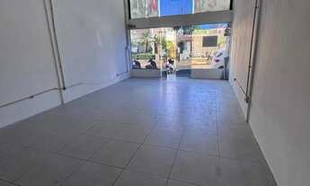 Imagem: Sala Comercial com 3 Dormitorio(s) localizado(a)