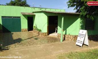 Imagem: Casa Comercial com 2 Dormitorio(s) localizado(a)