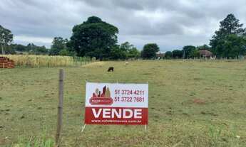 Imagem: Terreno com 2 Dormitorio(s) localizado(a)