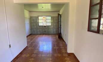 Imagem: Casa com 2 Dormitorio(s) localizado(a) no