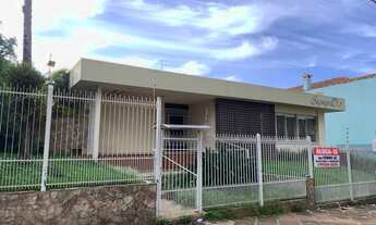 Imagem 2: Casa com 2 Dormitorio(s) localizado(a) no bairro centro-Rio branco em Cachoeira do Sul