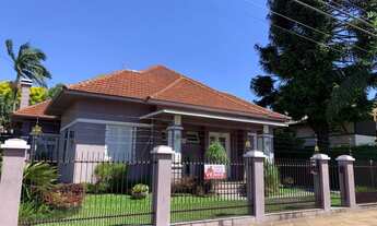 Imagem: Casa com 3 Dormitorio(s) localizado(a) no